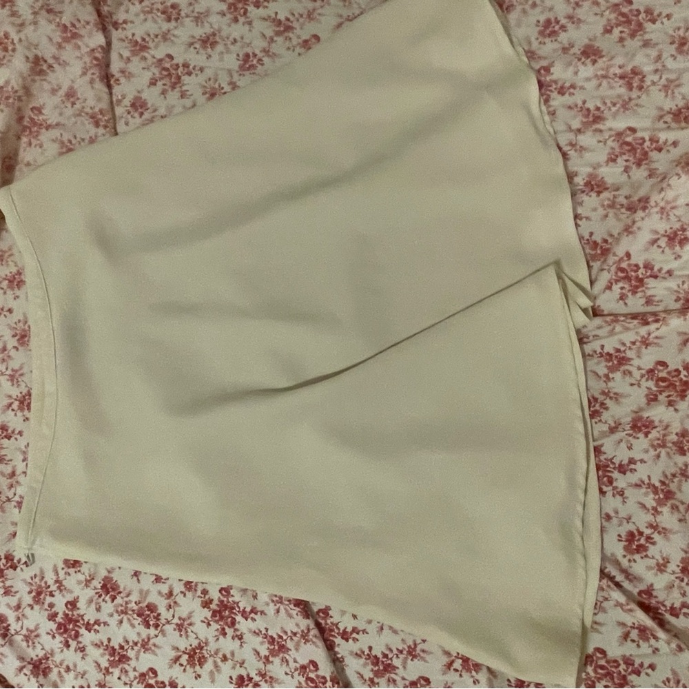 Chic Cream Asymmetrical Women's Skirt